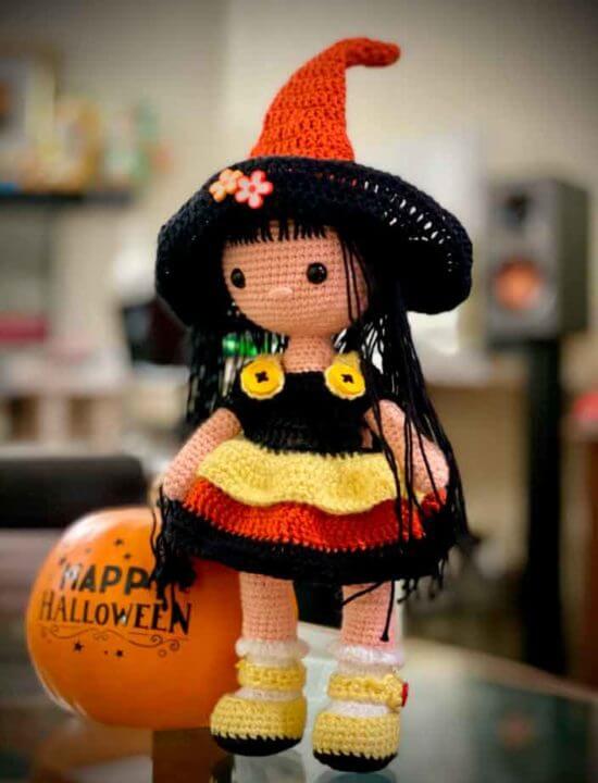 Crochet Amigurumi Doll Pattern: Halloween Doll